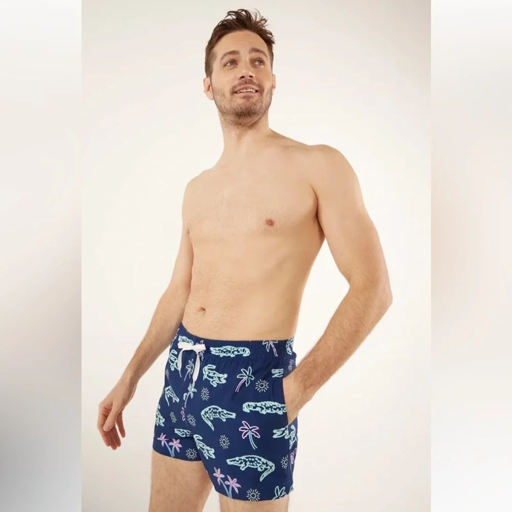 NEW Chubbies The Neon Glades 5.5” Sw Trunk W/Liner Size M Navy Alligator Palms